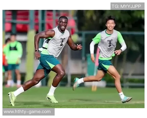 法比奥盛赞曼谷冬训安排周到感谢全体工作人员的辛勤付出